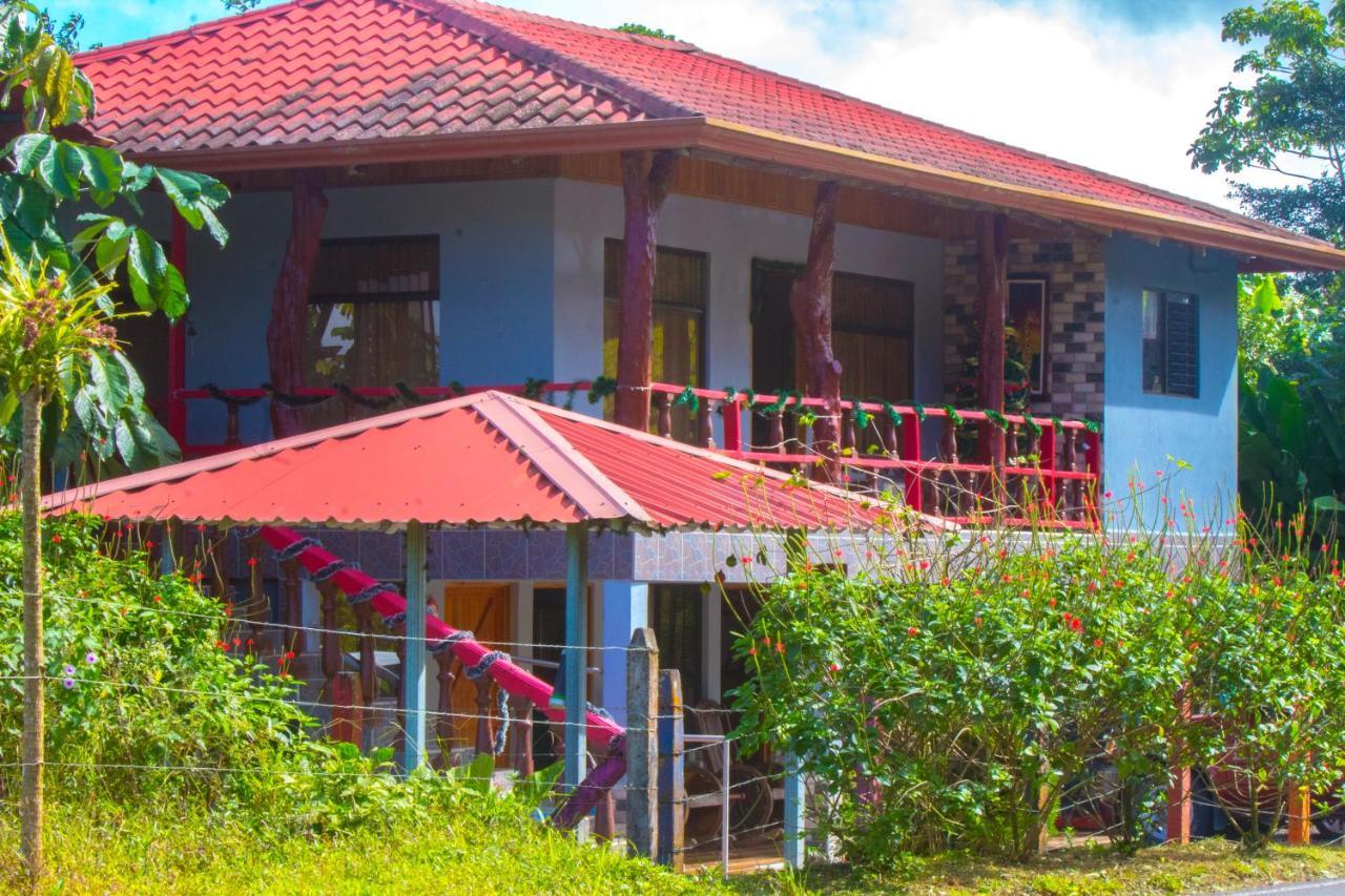Cabinas Cascada Rio Celeste Bijagua Eksteriør billede